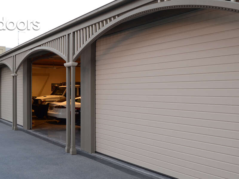 4Ddoors Sectional Garage Door - S-Ribbed Profile in colour 'Oyster White', with a Woodgrain Finish